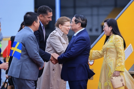 Thủ tướng Phạm Minh Chính tới Stockholm, bắt đầu thăm chính thức Thuỵ Điển