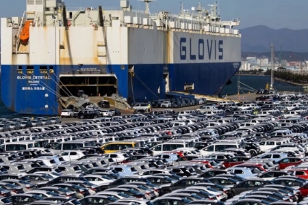 Chính sách thuế mới của ông Trump "giáng đòn" mạnh vào ngành ô tô Mỹ: Lượng nhập khẩu giảm kỷ lục 70%