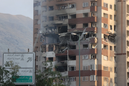 Israel tấn công Iran, Tehran tuyên bố sẽ trừng phạt "nghiêm khắc"