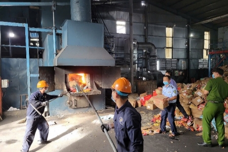 Phú Yên tiêu hủy một lượng hàng hóa trị giá trên 2,5 tỷ đồng