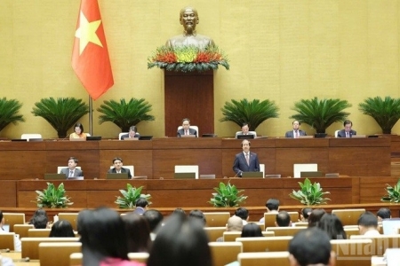 Sẽ chi 30.000 tỷ đồng để miễn, hỗ trợ học phí cho học sinh