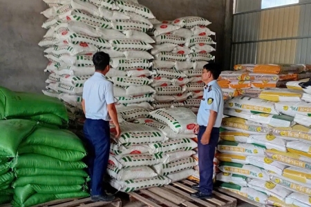 Phát hiện phân bón kém chất lượng tại Kiên Giang: Hộ kinh doanh bị phạt 55 triệu đồng
