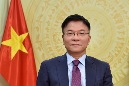 Phó Thủ tướng Lê Thành Long tham dự Diễn đàn Kinh tế quốc tế Saint-Petersburg tại Nga