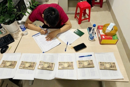 Hải quan Cửa khẩu Sân bay quốc tế Nội Bài chủ trì bắt giữ 690 tờ mệnh giá 10.000 tiền Yên Nhật