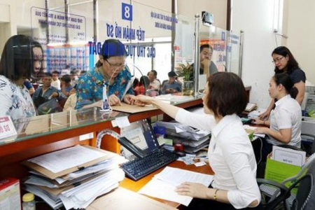 Đẩy nhanh tiến độ thực hiện chính sách, chế độ đối với cán bộ, công chức, viên chức khi sắp xếp bộ máy
