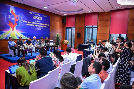 AI và chiến lược chuyển đổi số báo chí Việt Nam - con đường sống còn