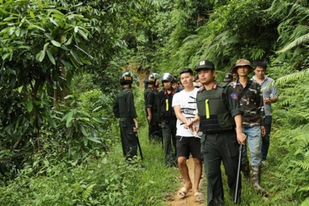 Lào Cai: Khởi tố nhóm đối tượng đánh bạc trong đồi quế
