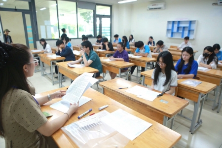 Máy tính nào được phép mang vào phòng thi tốt nghiệp THPT 2025?