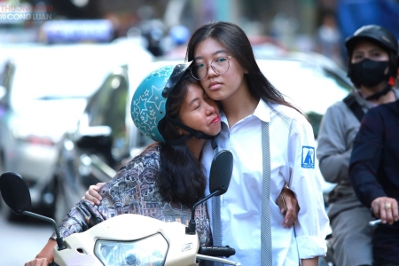 Sáng ngày 26/6, Ngữ văn mở màn kỳ thi tốt nghiệp THPT 2025 đặc biệt