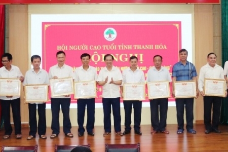 Tổng kết 5 năm phong trào thi đua yêu nước “Tuổi cao - Gương sáng”