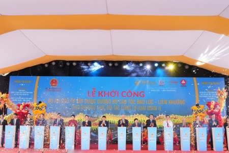 Khởi công dự án cao tốc Bảo Lộc - Liên Khương tổng vốn đầu tư trên 17.700 tỷ đồng