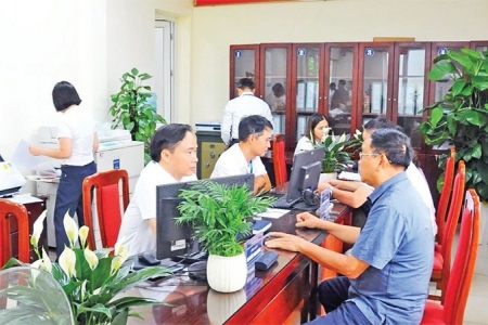 Các địa phương chủ động sắp xếp, bố trí công chức cấp xã mới theo thẩm quyền