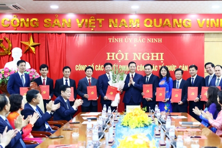 Thường trực Tỉnh ủy Bắc Ninh công bố các quyết định về công tác tổ chức, cán bộ