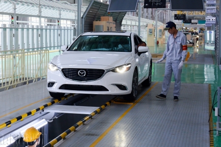 Cục Đăng kiểm Việt Nam kiểm định hơn 2,4 triệu lượt phương tiện trong 6 tháng/2025