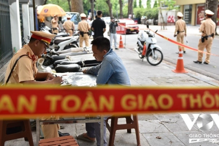 Lỗi vi phạm nào bị trừ tới 10 điểm bằng lái?