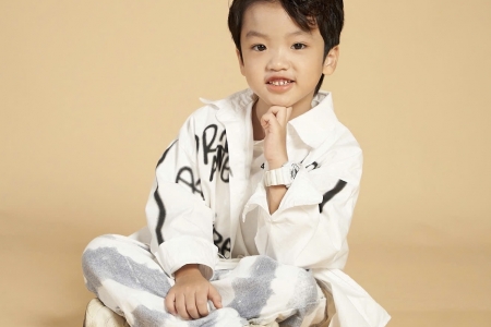 Diễn viên nhí Khôi Nguyên – Bé Khoai trong phim “Dịu dàng màu nắng” gây ấn tượng sâu sắc cho khán giả