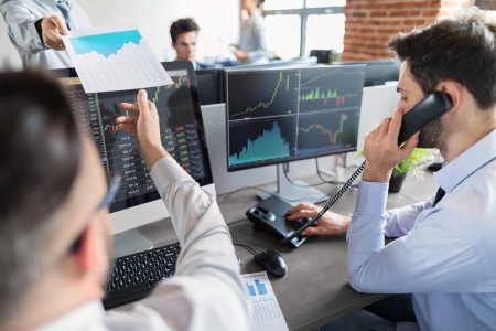 Chứng khoán khối ngoại ngày 4/7: Tiếp đà hưng phấn, khối ngoại mua ròng hơn 1.800 tỷ đồng