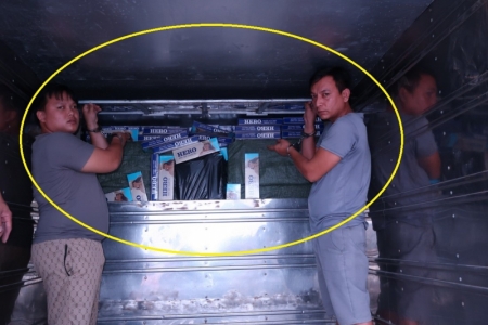 Tây Ninh: Phát gần hiện gần 10 nghìn gói thuốc lá nhập lậu trong thùng xe tải