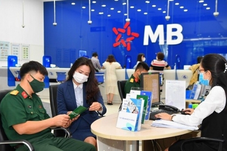 Hơn 1,3 tỷ cổ phiếu của 5 ngân hàng sắp "tung" ra thị trường