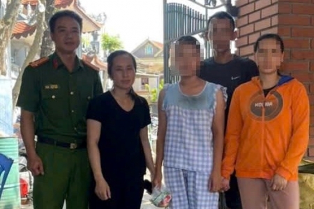 Công an Hải Phòng kịp thời hỗ trợ, đưa cháu bé đi lạc về gia đình an toàn