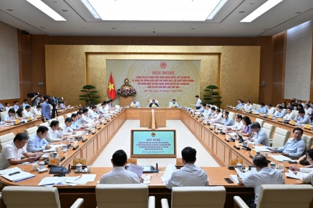 Thủ tướng chủ trì hội nghị quan trọng về Nghị quyết 18 và Luật Đất đai 2024