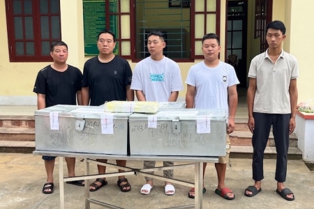 Đội lốt doanh nghiệp xuất nhập khẩu nông sản, tuồn bạc lậu từ Trung Quốc vào Việt Nam