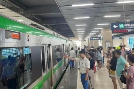 Lắp bổ sung thêm hệ thống chữa cháy cho tàu điện Cát Linh
