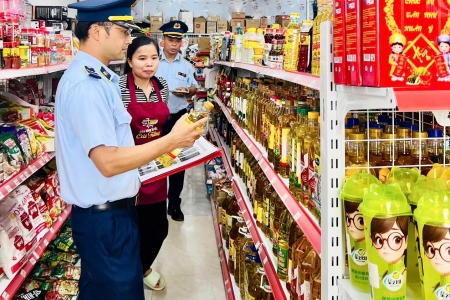 Lạng Sơn: Tăng cường kiểm soát thị trường, kiềm chế buôn lậu và gian lận thương mại