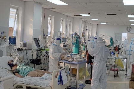 Sốt xuất huyết, tay chân miệng, Covid-19 có xu hướng tăng