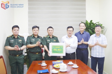 Bộ đội Biên phòng tỉnh Quảng Ninh tặng quà 33 xã, phường, đặc khu biên giới, biển đảo