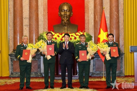 Chủ tịch nước trao Quyết định thăng quân hàm cấp bậc hàm Đại tướng, Thượng tướng đối với sĩ quan Quân đội và Công an