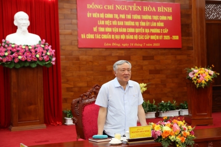 Phó Thủ tướng Thường trực Nguyễn Hòa Bình: Chính quyền địa phương 2 cấp của tỉnh Lâm Đồng vận hành khá suôn sẻ, trơn tru