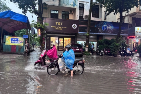 Cảnh báo ngập úng khu vực nội thành Hà Nội