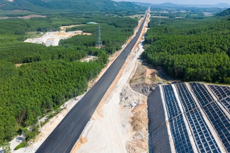 Mở rộng cao tốc Bắc-Nam bằng vốn đầu tư công, PPP phương án nào hiệu quả?