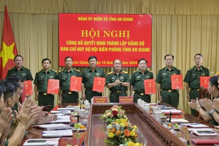 Công bố quyết định thành lập Đảng bộ Ban Chỉ huy Bộ đội Biên phòng tỉnh An Giang