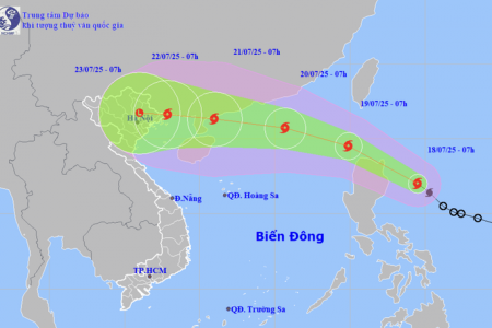 Bão Wipha có thể mạnh lên cấp 11 giật cấp 14