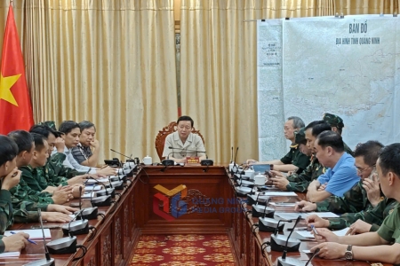 Phó Thủ tướng Chính phủ Trần Hồng Hà trực tiếp chỉ đạo công tác cứu hộ cứu nạn tàu du lịch bị đắm