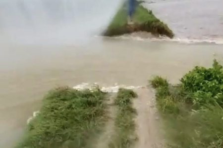 Hải Phòng: Vỡ đê bối cục bộ do ảnh hưởng của cơn bão số 3 kết hợp với triều cường