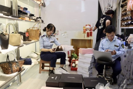 Hàng giả đến khi nào mới hết?