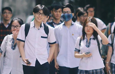 Từ 15/8, học sinh, sinh viên sẽ được hỗ trợ 50% mức đóng bảo hiểm y tế