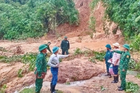 Nghệ An: Mưa lũ gây thiệt hại nặng, nhiều xã miền núi bị cô lập