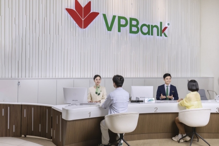 Ngân hàng hưởng lợi từ chứng khoán, sếp lớn thu nhập gần 5,79 tỷ đồng