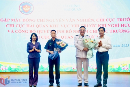 Quảng Ninh có tân Chi cục trưởng Chi cục Hải quan khu vực VIII