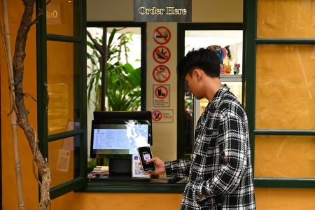 Du lịch không tiền mặt - chỉ cần TPBank: Quét QR, chi tiêu xuyên biên giới