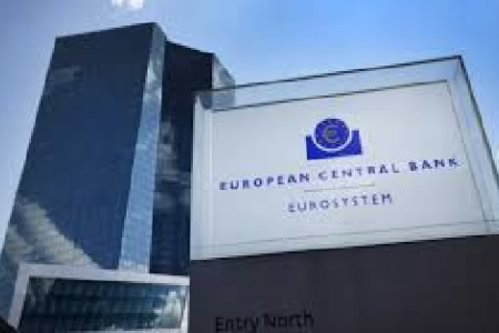 Ngân hàng Trung ương Châu Âu giữ nguyên lãi suất trước rủi ro về thuế quan
