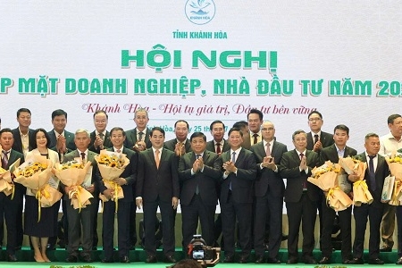 Khánh Hòa tổ chức thành công Hội nghị gặp mặt doanh nghiệp, nhà đầu tư năm 2025
