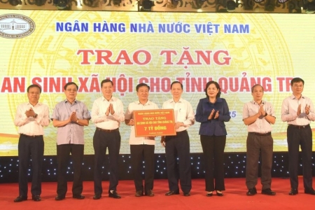 Ngân hàng Nhà nước tặng Quảng Trị 7 tỷ đồng thực hiện công tác an sinh xã hội