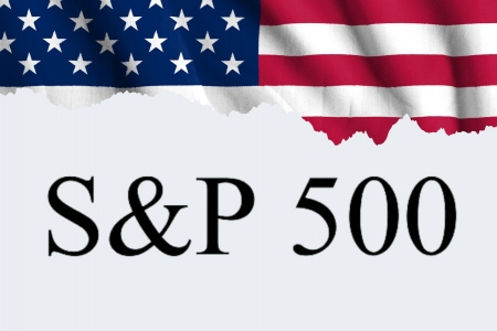 Chỉ số S&P 500 lên 6,388.64 điểm, ghi nhận mức đóng cửa cao kỷ lục thứ 14 trong năm