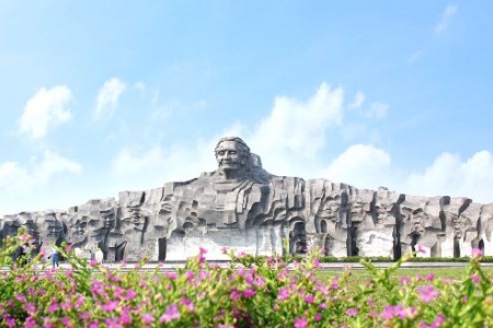 Những biểu tượng đẹp, nhân văn về Mẹ Việt Nam anh hùng