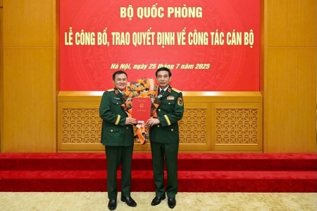 Chủ tịch Viettel được thăng quân hàm Trung tướng